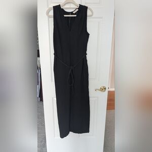 Universal Thread Black Sleeveless Jumpsuit with Belt